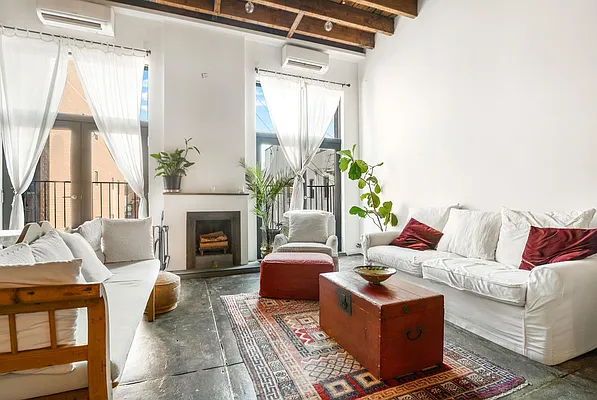 Rented by Weichert Properties - NYC | media 9