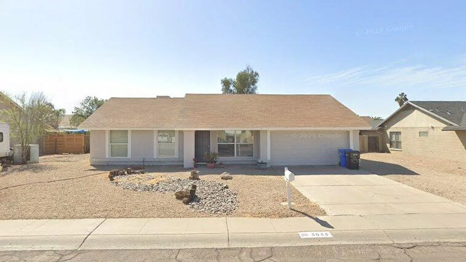 Coming Soon...Lovely Home In Glendale Coming Soon — Photo 1