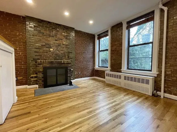 117 Bank Street image 1 of 12