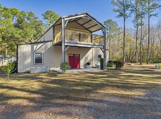 134 Gertie Ln, Cordesville, SC 29434