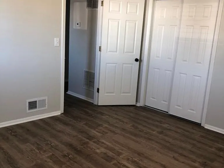 3208 Cohocton Ave — Photo 6
