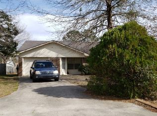 624 Scott St, Hinesville, GA 31313