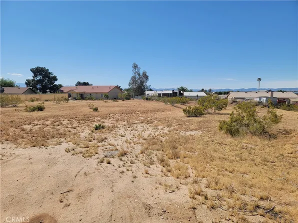 3950710 Avon Ct #66, Victorville, CA 92394