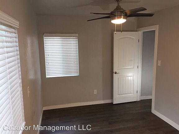 3rd image of 161 W Los Angeles Dr APT I