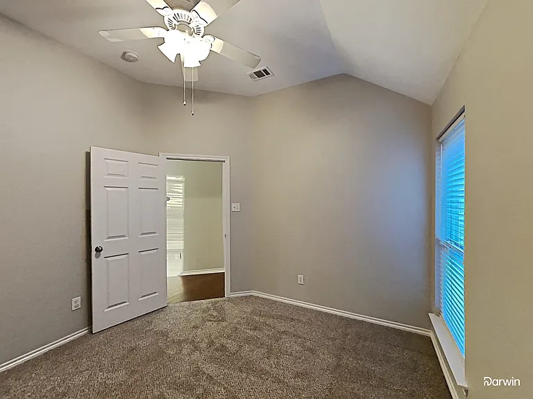5813 Ozark Dr — Photo 15