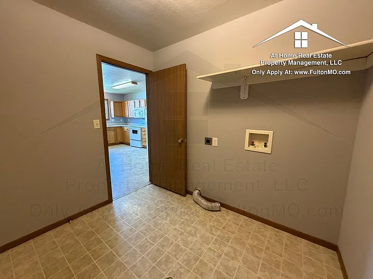 427429 Sabre Cir — Photo 25