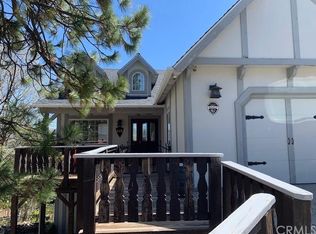 417 Emerald Dr, Lake Arrowhead, CA 92352