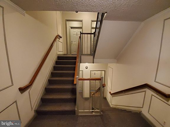 2nd image of 25 Pickering Ct APT 101