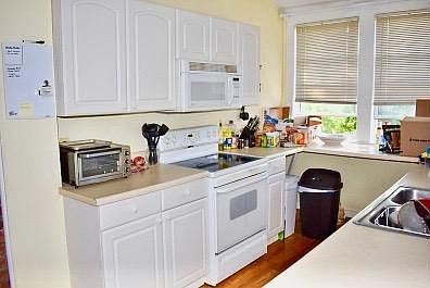 2nd image of 69 Old Fort Rd #1B