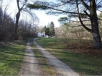 412 Arcadia Dr photo 1