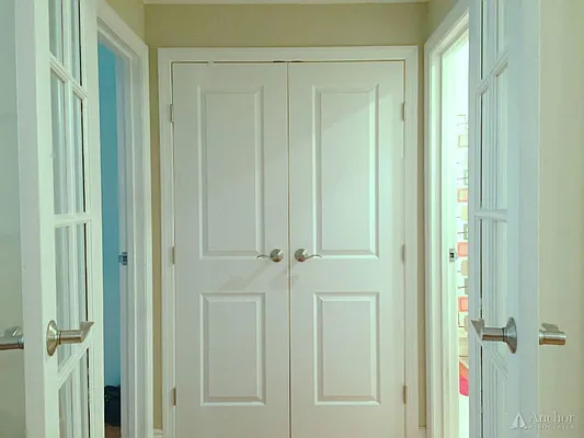 Rented by Anchor Associates | media 18