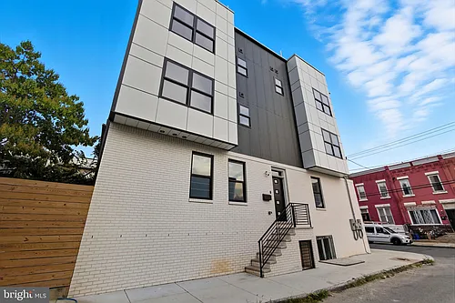 2713 W Montgomery Ave #A Photo 1