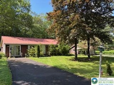 2533 Holly Ln, Kunkletown, PA, 18058