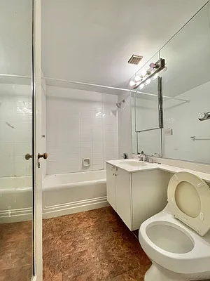 Sold by Lucas X Realty LLC | media 9