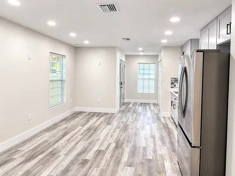 7204 Plantain Dr — Photo 9