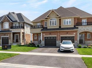 74 Bobolink Rd, Hamilton, ON L9A2P5