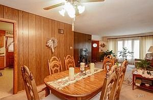 4th image of 15452 S Park Ave