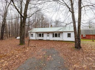 52 Briar Hill Rd, Williamsburg, MA 01096