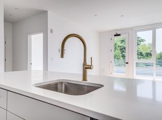 Division 29, Portland, OR 97202