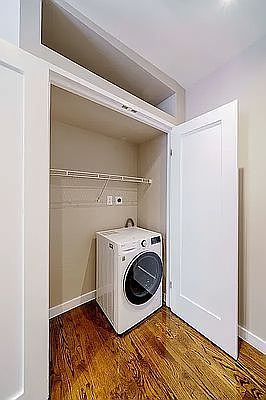 5th image of 72 Carmine St #3G