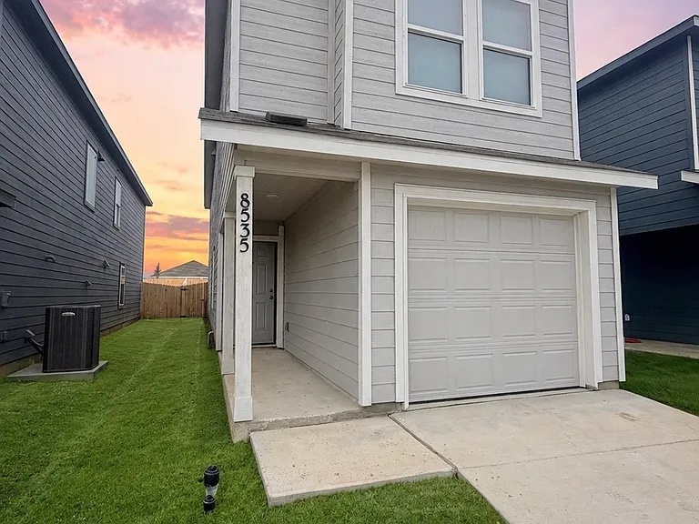 8535 Green Bliss — Photo 2