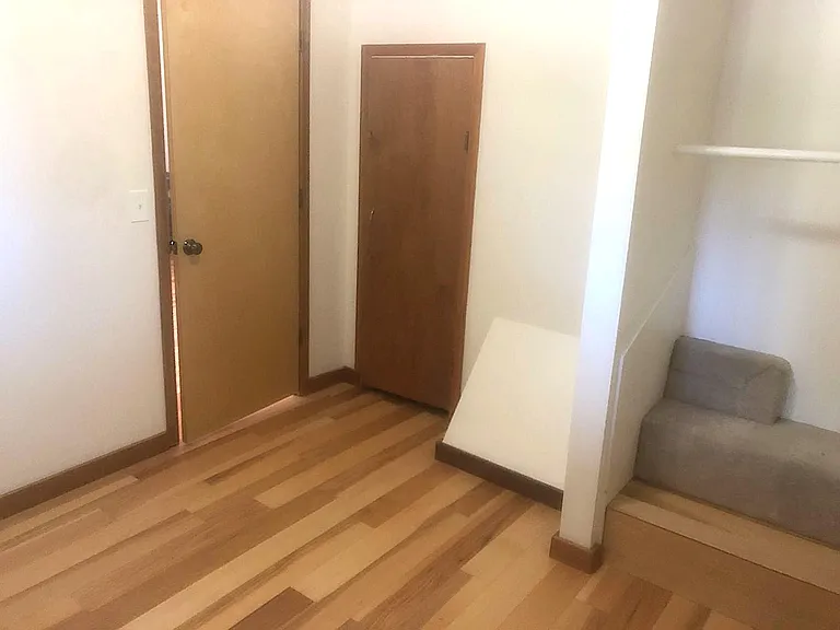8115 N Portsmouth Ave #1 — Photo 2