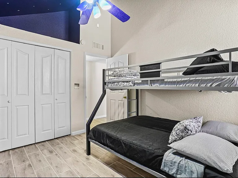 7378 Luz De Lumbre Ave — Photo 22