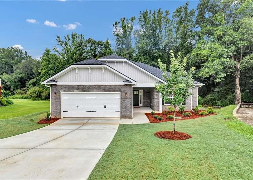 1st image of 216 Rhett Dr