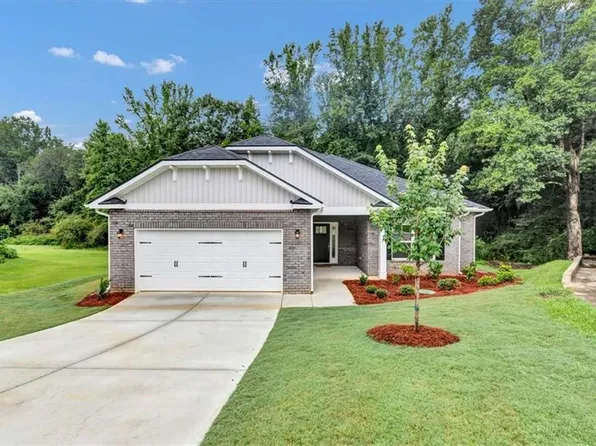 216 Rhett Dr, Bowdon, GA 30108