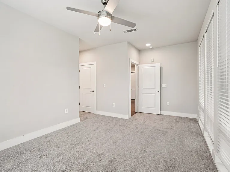 915 Glenwood Apartments on the Beltline — Photo 25