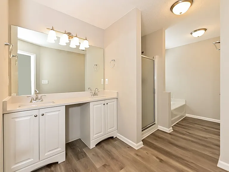 1603 Blossom Dr — Photo 11