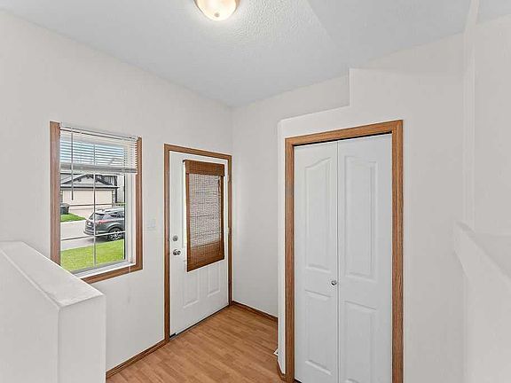 3rd image of 108 S Everstone Rise SW