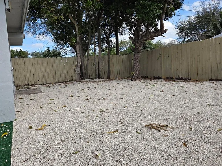 31 Edmund Rd #5 — Photo 12