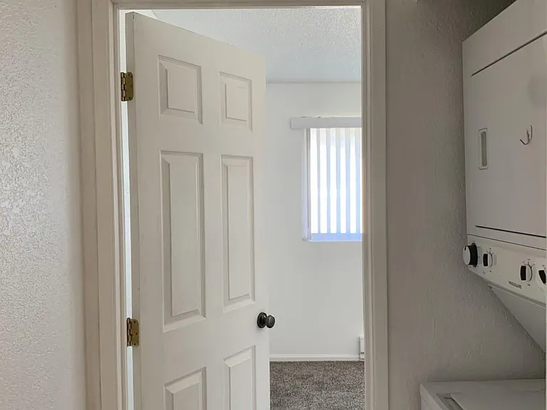 9117 Meridian Pl NE — Photo 11