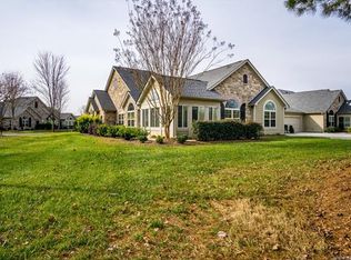 730 Ledgestone Ct, Tega Cay, SC 29708