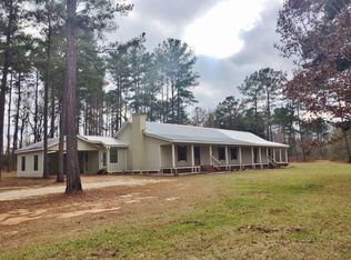 519 Ed Parkman Rd, Prentiss, MS 39474