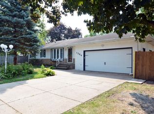 1384 Ripley Ave, Saint Paul, MN 55109