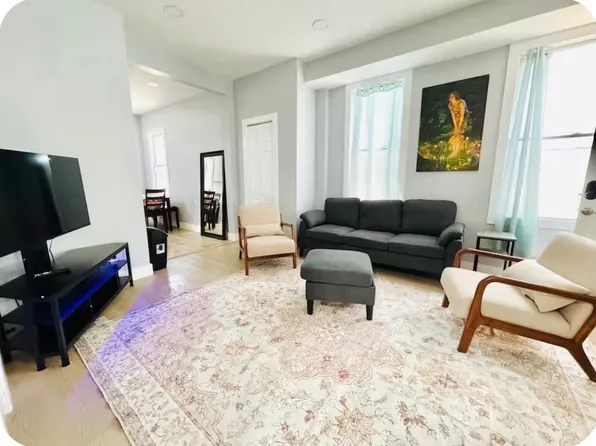 29 W 26th St #1, Bayonne, NJ 07002