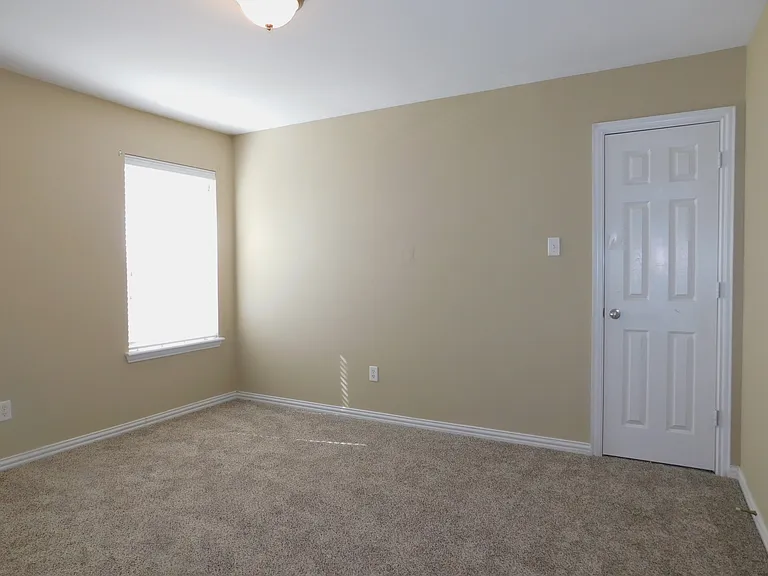 316 Hummingbird Dr — Photo 28