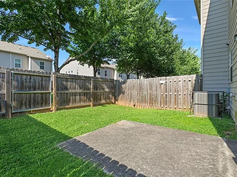 2705 Avanti Way — Photo 24