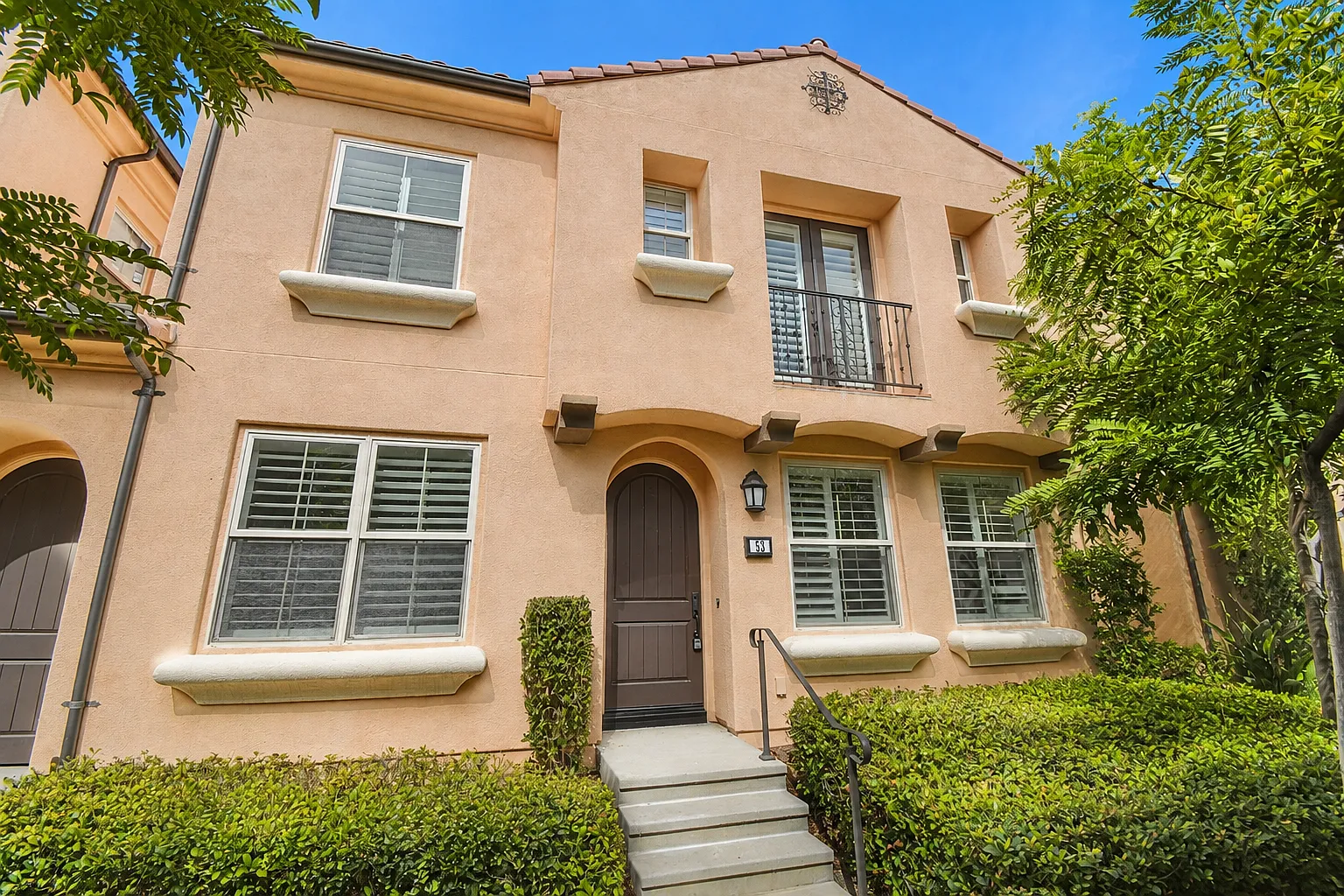 3 bed, 1610 sqft, $4,300 — Photo 1