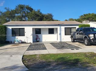 722 SW 8th St, Hallandale Beach, FL 33009