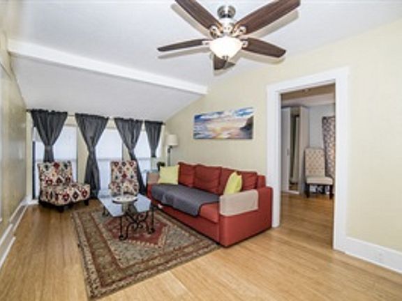 4th image of 1250 9th St N #B