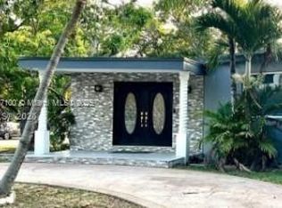 205 NW 128th St, North Miami, FL 33168