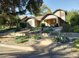 1645 Las Lunas St, Pasadena, CA 91106