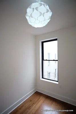 Rented by Bohemia Realty Group | media 12