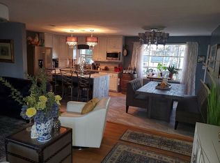 6 Beaver Ln, Easton, PA 18045