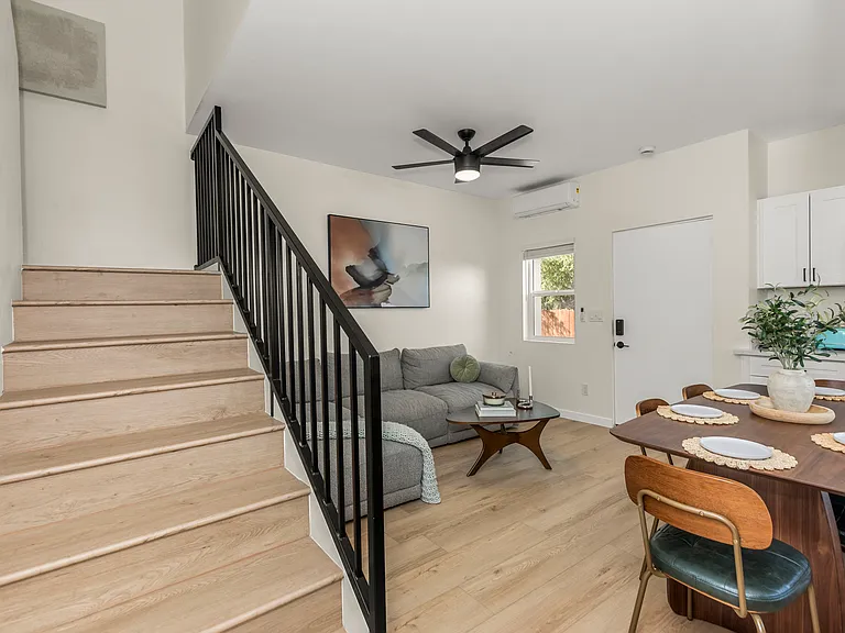 6409 Richard St — Photo 30