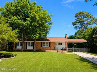 1445 Keswick Drive, Fayetteville, NC 28304