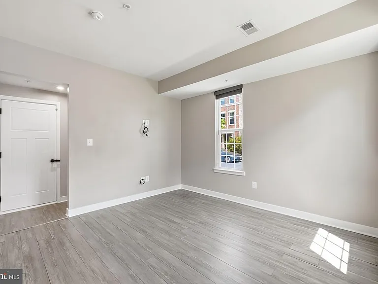 8110 Miner St — Photo 28